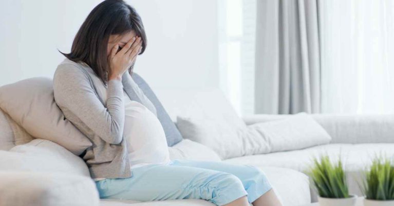 những khó chịu mẹ bầu thường gặp trong thai kỳ
