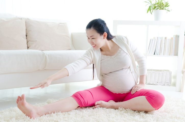 Mẹ bầu thường xuyên tập thể dục giúp tăng cường sức khoẻ thai nhi