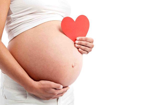 Dấu hiệu mang thai là nguyên nhân gây chậm kinh phổ biến.