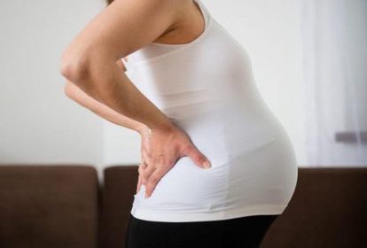 Bà bầu tuần thứ 34 dễ bị đau lưng dưới