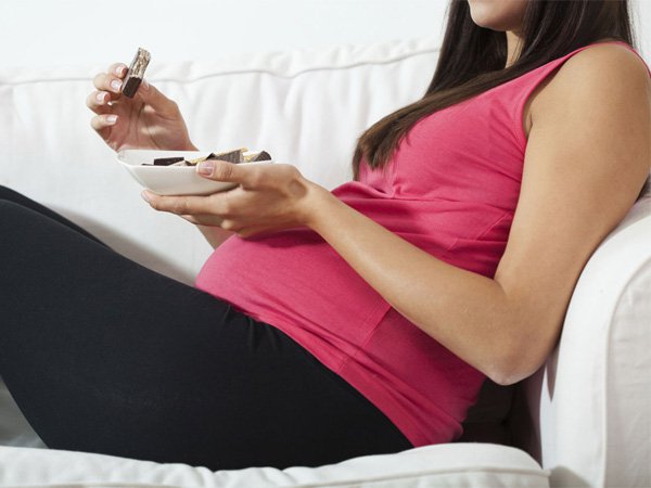 Hầu hết phụ nữ mang thai đều gặp phải tình trạng táo bón