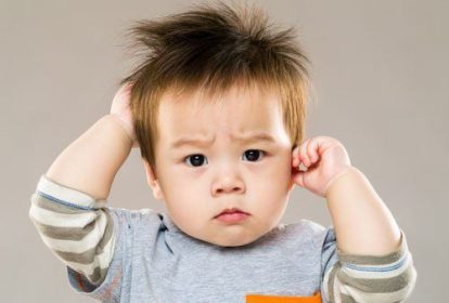 Trẻ em là đối tượng dễ bị viêm lợi nhất, nguyên nhân là do bé không chủ động thường xuyên vệ sinh răng miệng