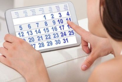 Chu kỳ kinh nguyệt không đều là một trong những dấu hiệu vô sinh ở phụ nữ thường gặp