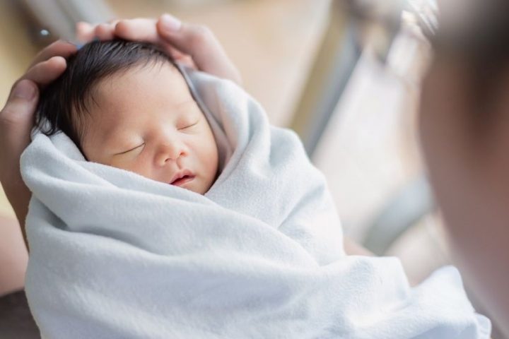 Áp dụng các biện pháp ngừa thai không chỉ giúp phụ nữ tránh mang thai quá sớm, mà còn chăm sóc trẻ giai đoạn đầu đời một cách tốt nhất